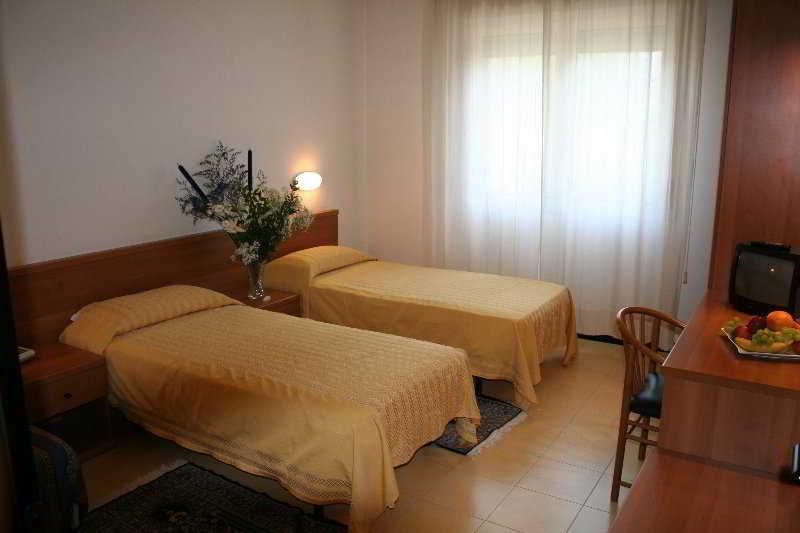 Hotel Italia オッキオベッロ エクステリア 写真