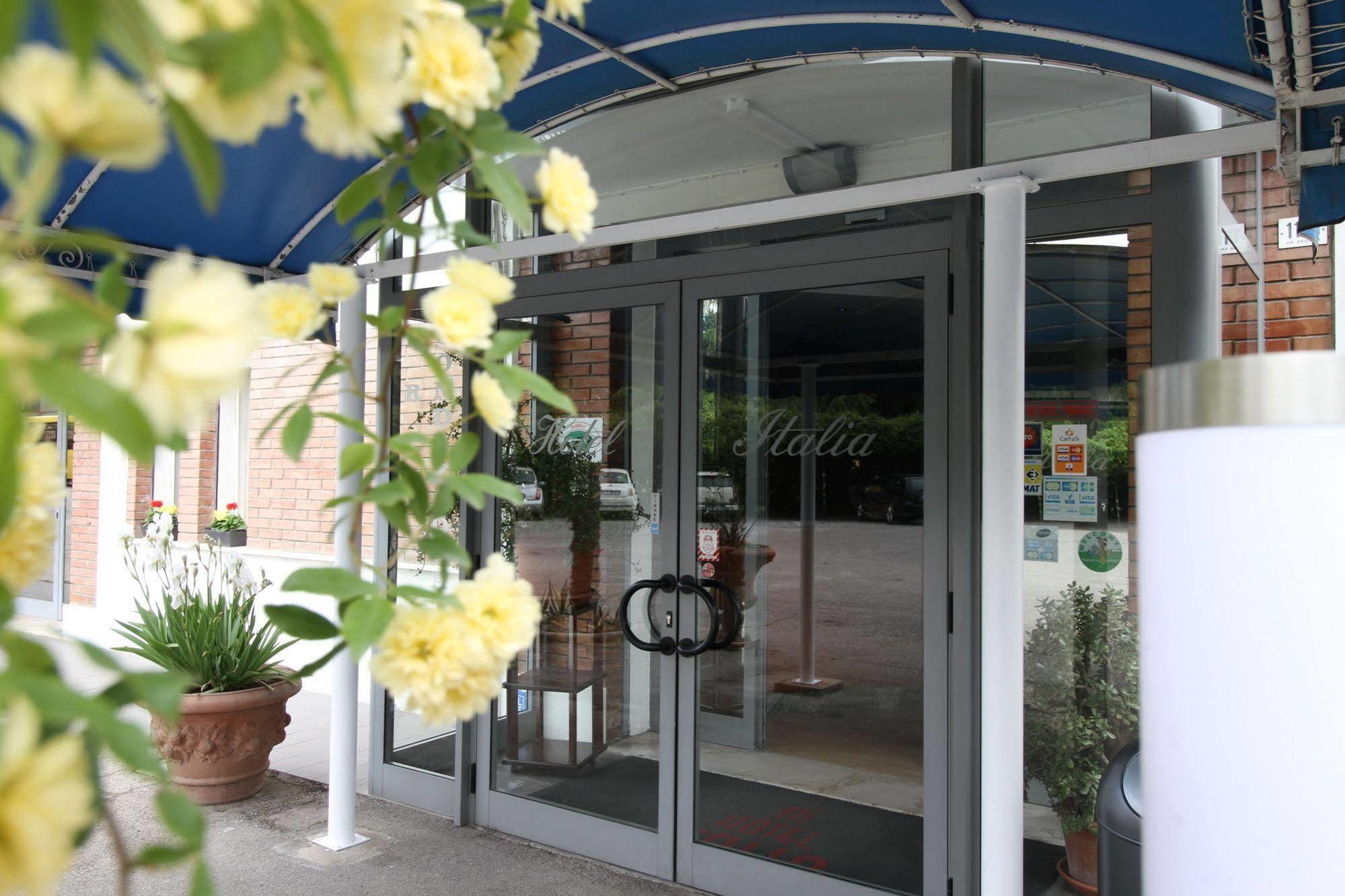 Hotel Italia オッキオベッロ エクステリア 写真